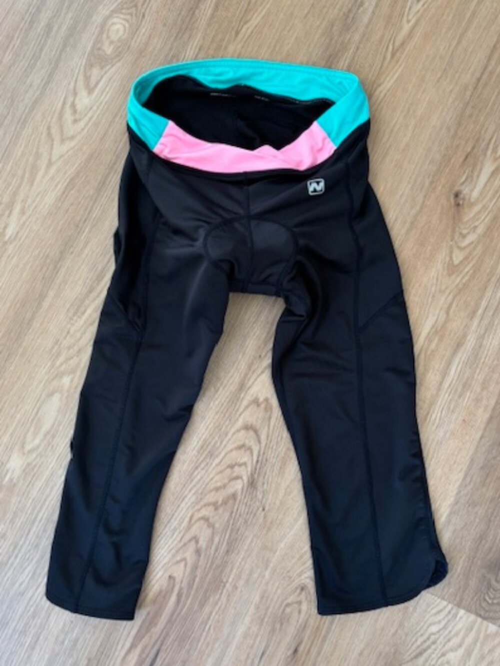 Nishiki Women's Black Cropped Padded Bike Cycling Leggings Pants EUC S